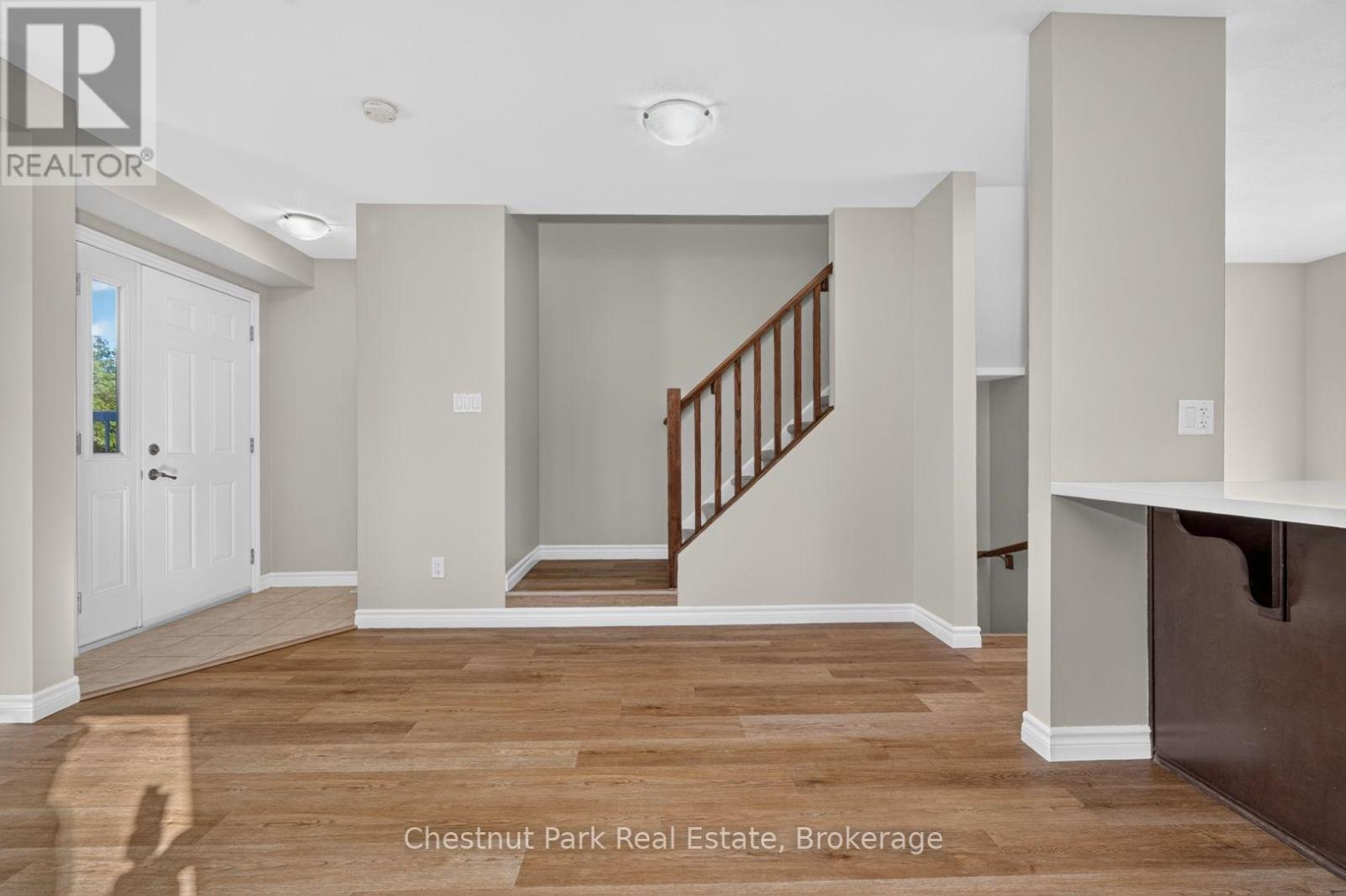 #1 37 SILVER STREET - 6