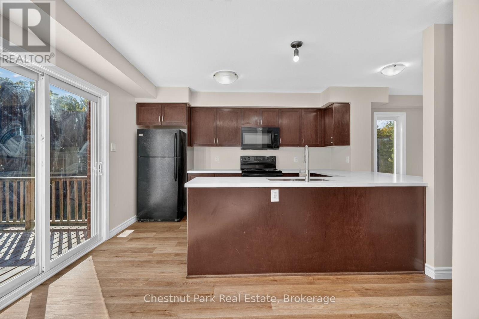 #1 37 SILVER STREET - 9