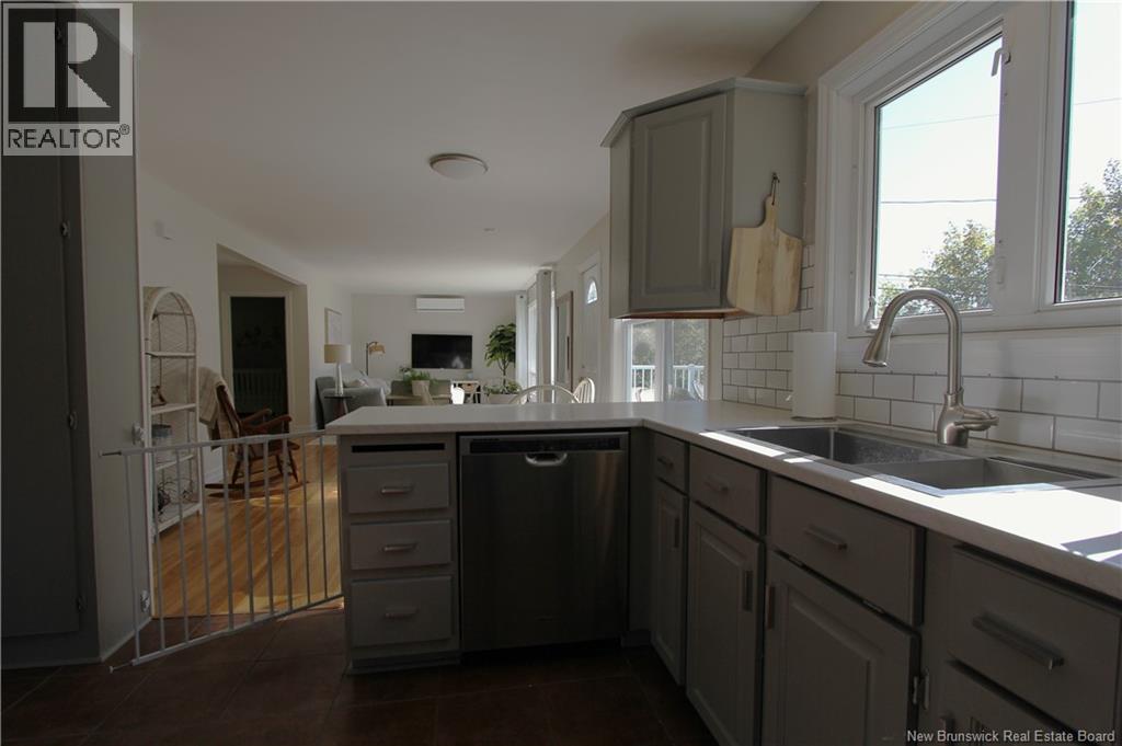 15 Hazen Avenue - 30