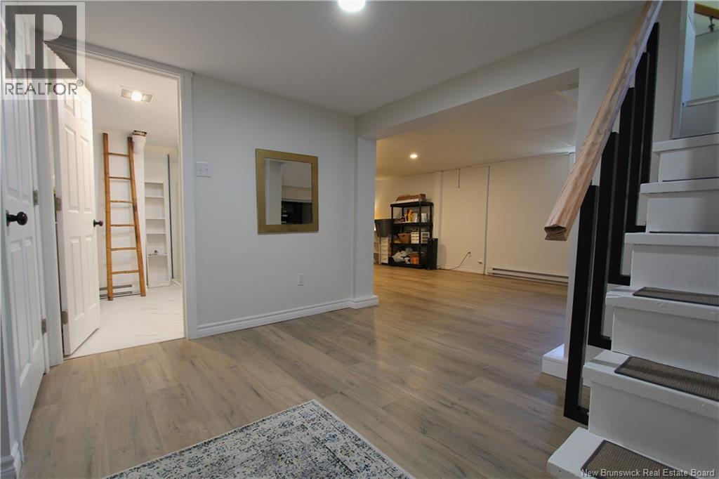 15 Hazen Avenue - 32