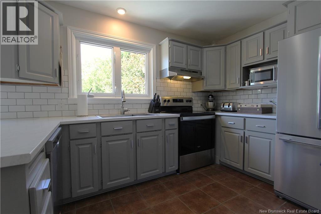15 Hazen Avenue - 28