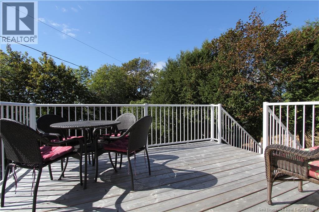 15 Hazen Avenue - 10