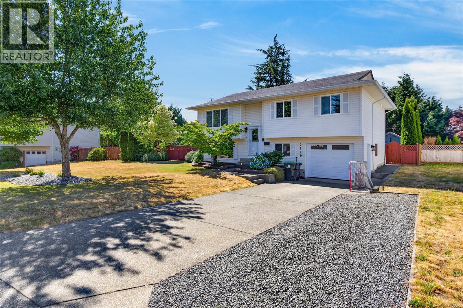 2149 Murrelet Dr - 1