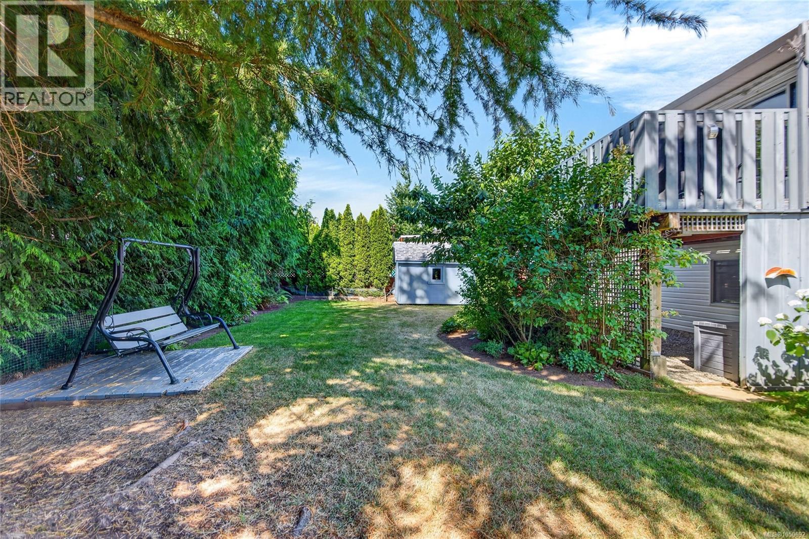2149 Murrelet Dr - Image 22