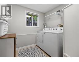 2149 Murrelet Dr, Comox, BC V9M3P5 Photo 16