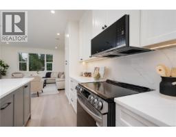 Living room - 113 960 Jenkins Ave, Langford, BC V9B7H4 Photo 11