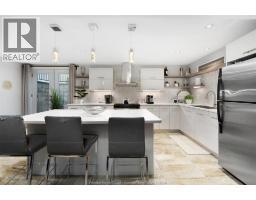 2216 Roxborough, Windsor, ON N9B0A5 Photo 39