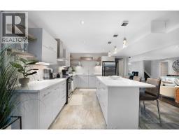 2216 Roxborough, Windsor, ON N9B0A5 Photo 38