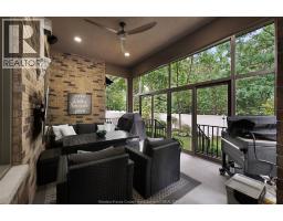 2216 Roxborough, Windsor, ON N9B0A5 Photo 24