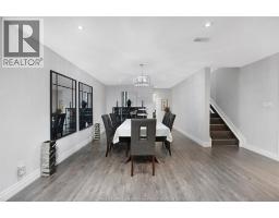 2216 Roxborough, Windsor, ON N9B0A5 Photo 41