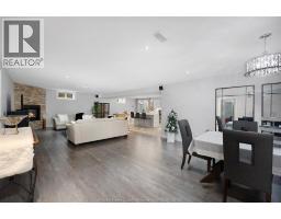 2216 Roxborough, Windsor, ON N9B0A5 Photo 43