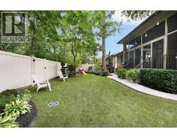 Laundry room - 2216 Roxborough, Windsor, ON N9B0A5 Photo 11