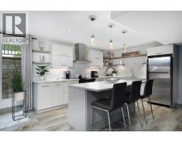 2216 Roxborough, Windsor, ON N9B0A5 Photo 37