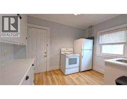 Den - 322 Partington Unit# Upper, Windsor, ON N9B2N5 Photo 7