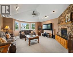 217 Douglas Glen Close Se, Calgary, AB T2Z2V7 Photo 16
