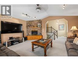 217 Douglas Glen Close Se, Calgary, AB T2Z2V7 Photo 17