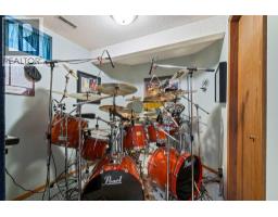 217 Douglas Glen Close Se, Calgary, AB T2Z2V7 Photo 28