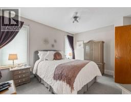 217 Douglas Glen Close Se, Calgary, AB T2Z2V7 Photo 19
