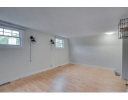 145 Rue Montpetit, Gatineau, QC J8Y4Z9 Photo 18