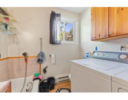31a-31b Ch. Du Boisé, Val Des Monts, QC J8N2T1 Photo 13