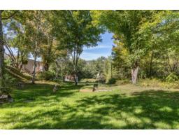 31a-31b Ch. Du Boisé, Val Des Monts, QC J8N2T1 Photo 35