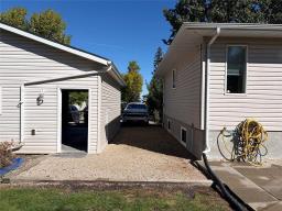 106 Campbell Avenue W, Dauphin, MB R7N0A1 Photo 11