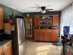 106 Campbell Avenue W, Dauphin, MB R7N0A1 Photo 17