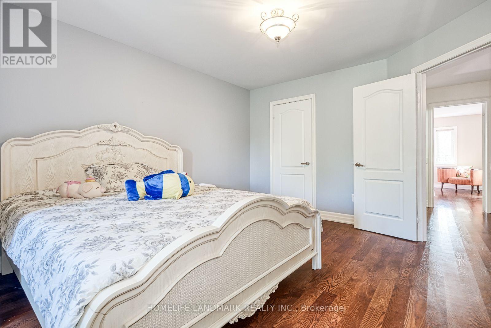 153 BRITTON TRAIL - 27