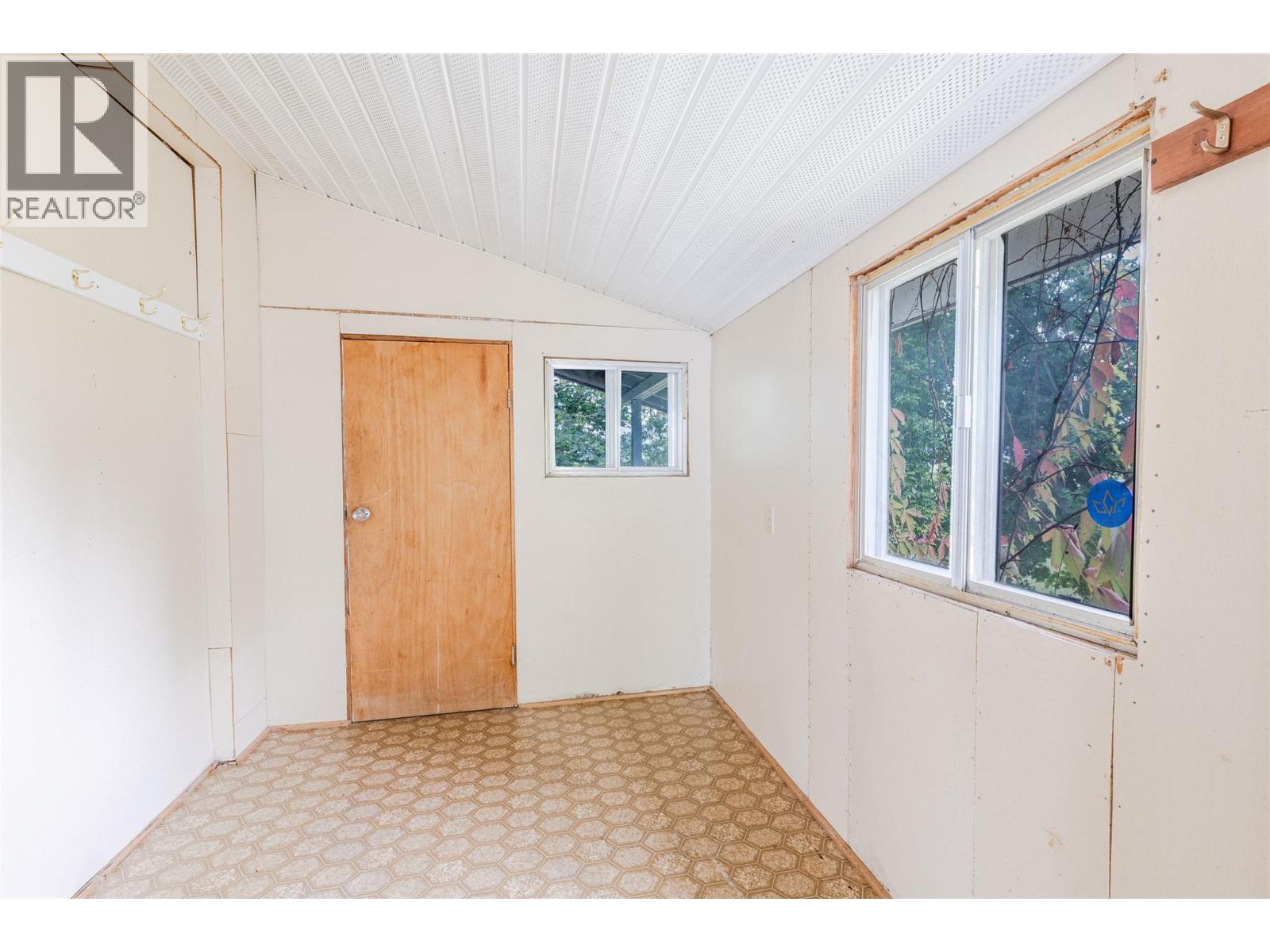 1-2780 Rocky Point Road - 10