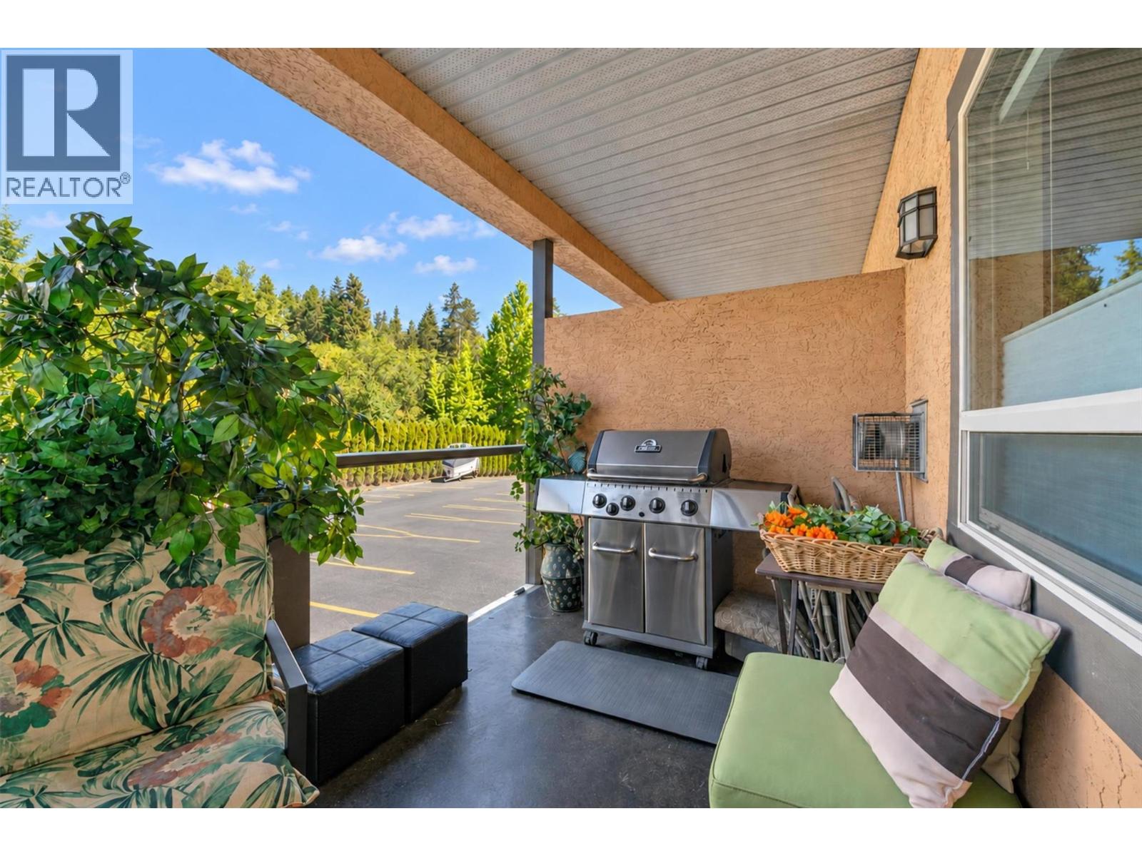 3996 Beach Avenue Unit# 236, Peachland