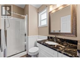 5827 Victoria Street, Peachland, BC V0H1X4 Photo 25