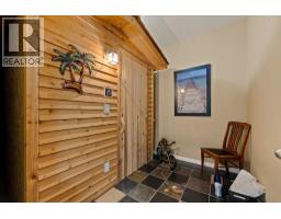 5827 Victoria Street, Peachland, BC V0H1X4 Photo 39