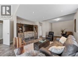 5827 Victoria Street, Peachland, BC V0H1X4 Photo 33