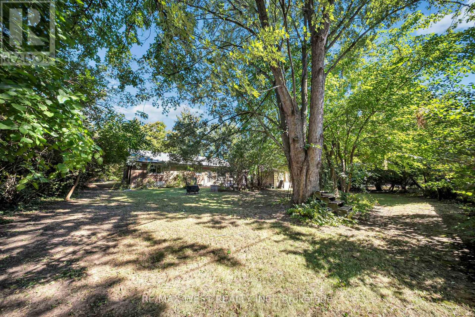 Photo of 1610 MAGENTA COURT