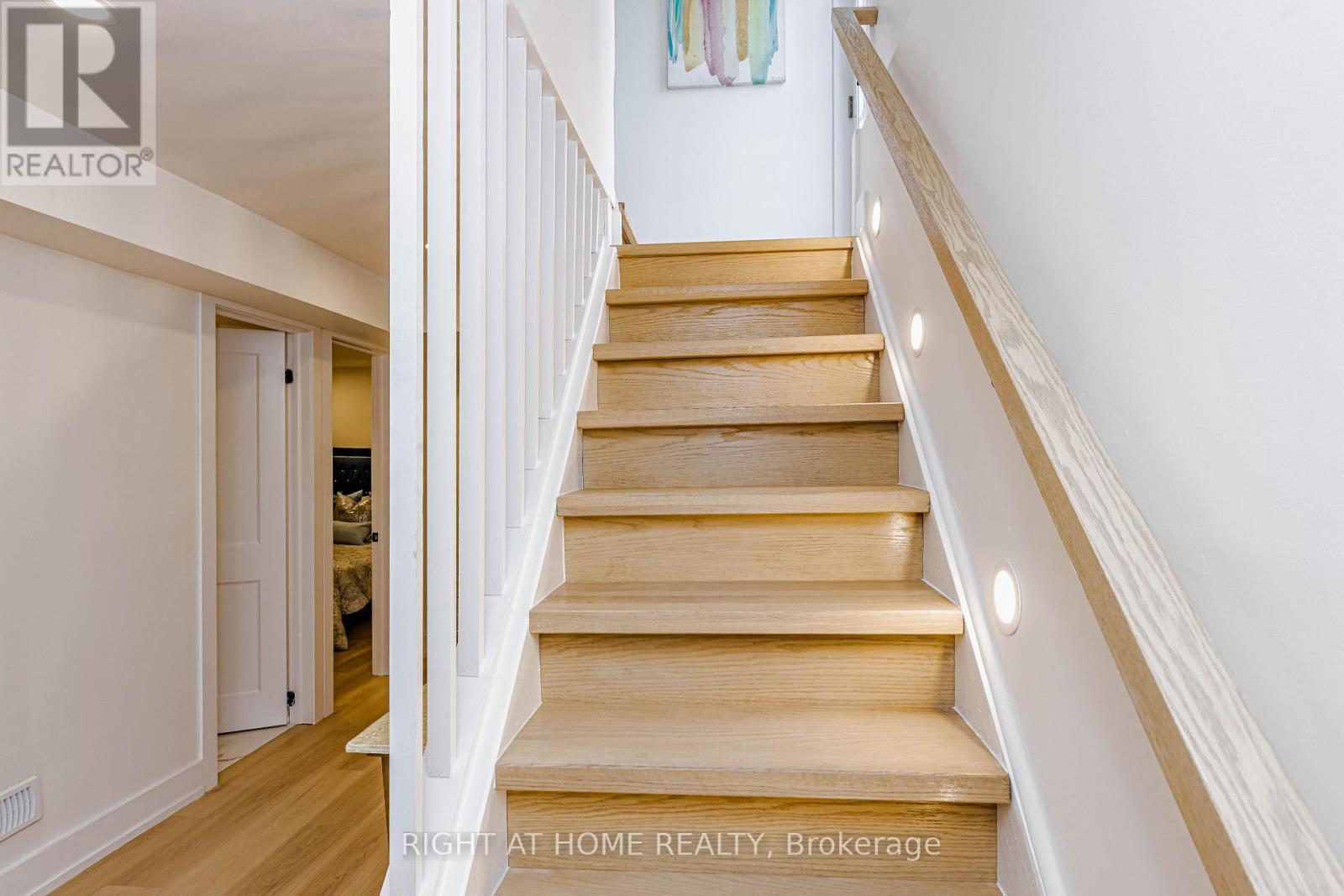 8 HAZELGLEN COURT - Image 37