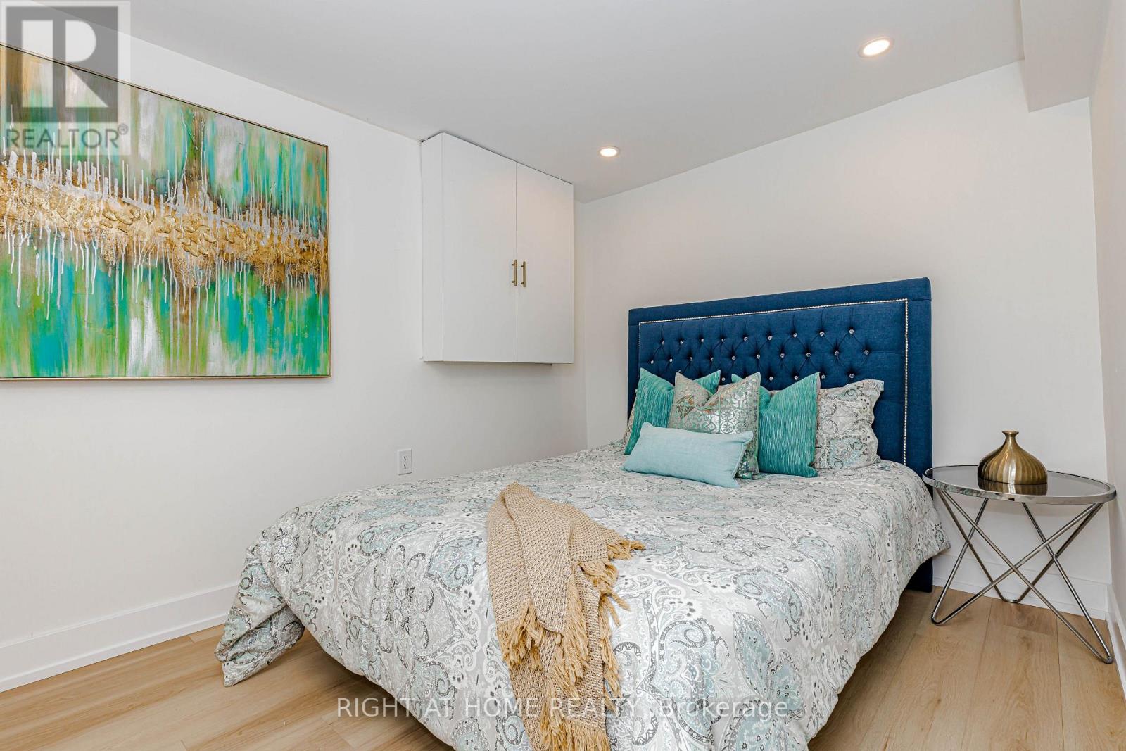 8 HAZELGLEN COURT - Image 43