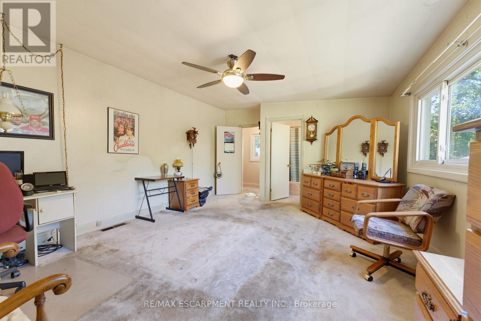 940 HARVEY PLACE - 23