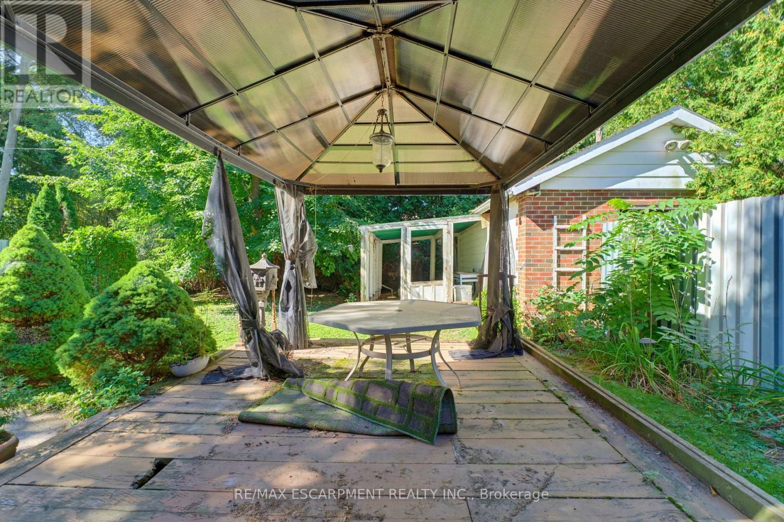940 HARVEY PLACE - 31