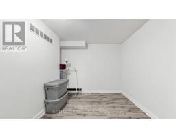 19 Boot Terrace, Toronto, ON M3J0A1 Photo 24