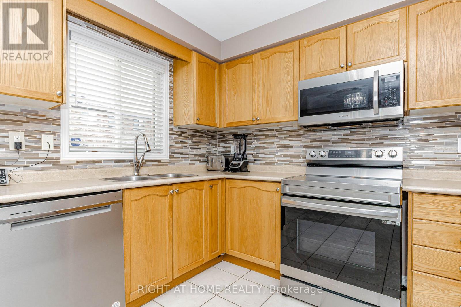 97 TIMBERTOP CRESCENT - 17
