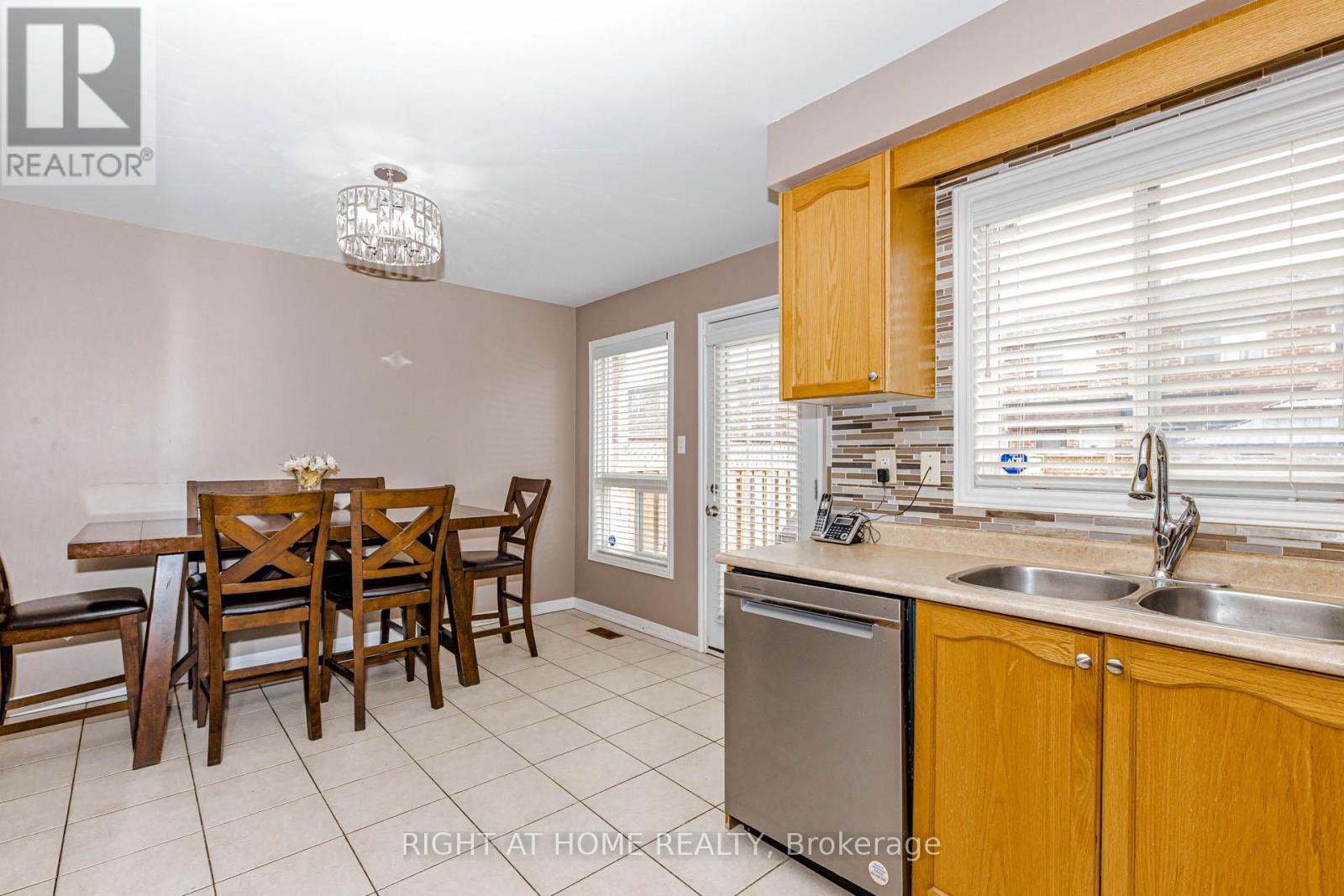 97 TIMBERTOP CRESCENT - 19