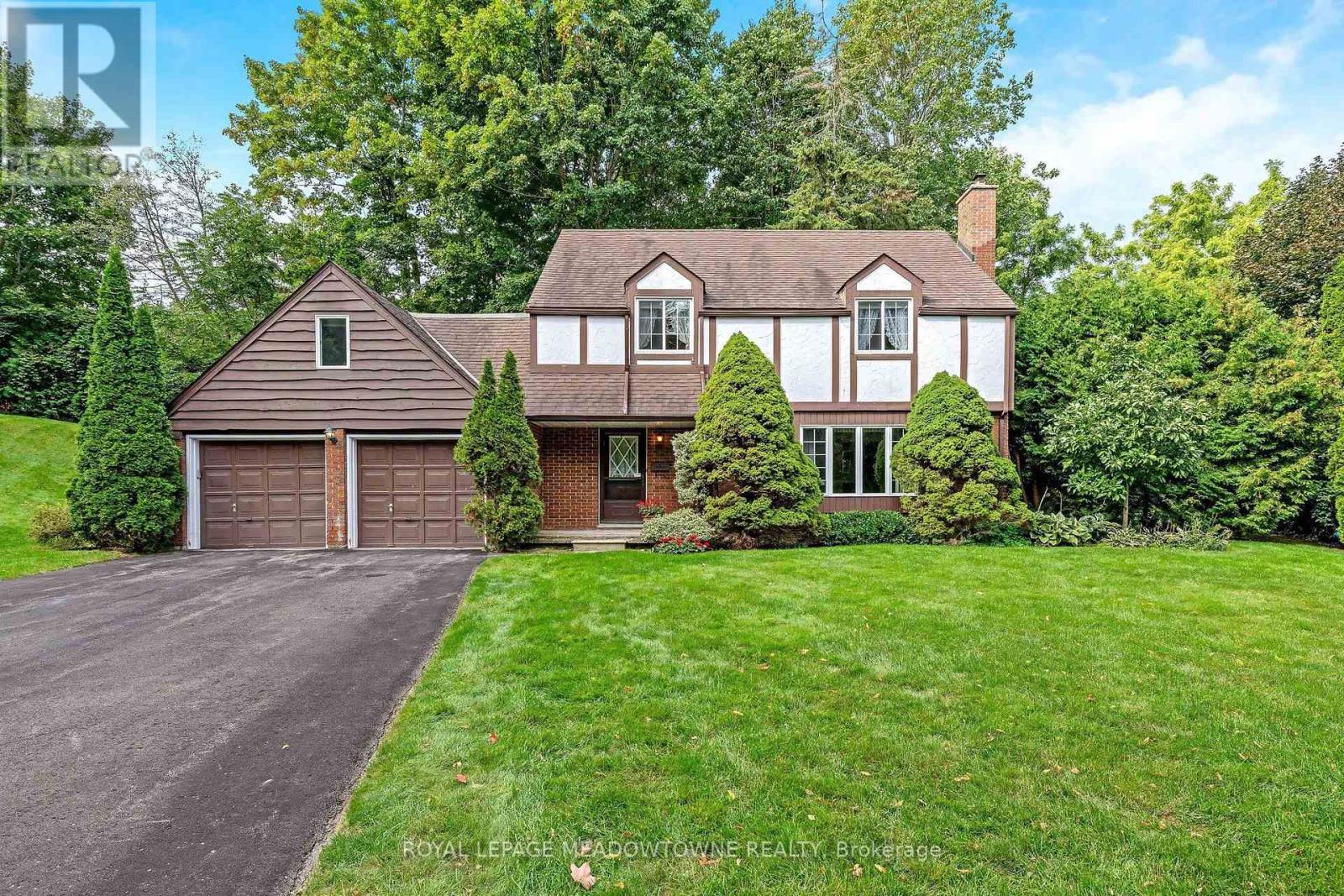 12 MULLEN PLACE - 2