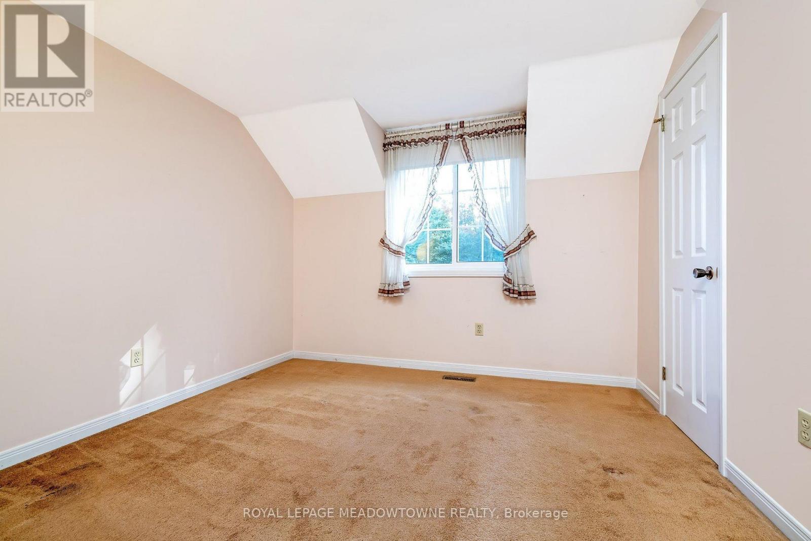 12 MULLEN PLACE - Image 27