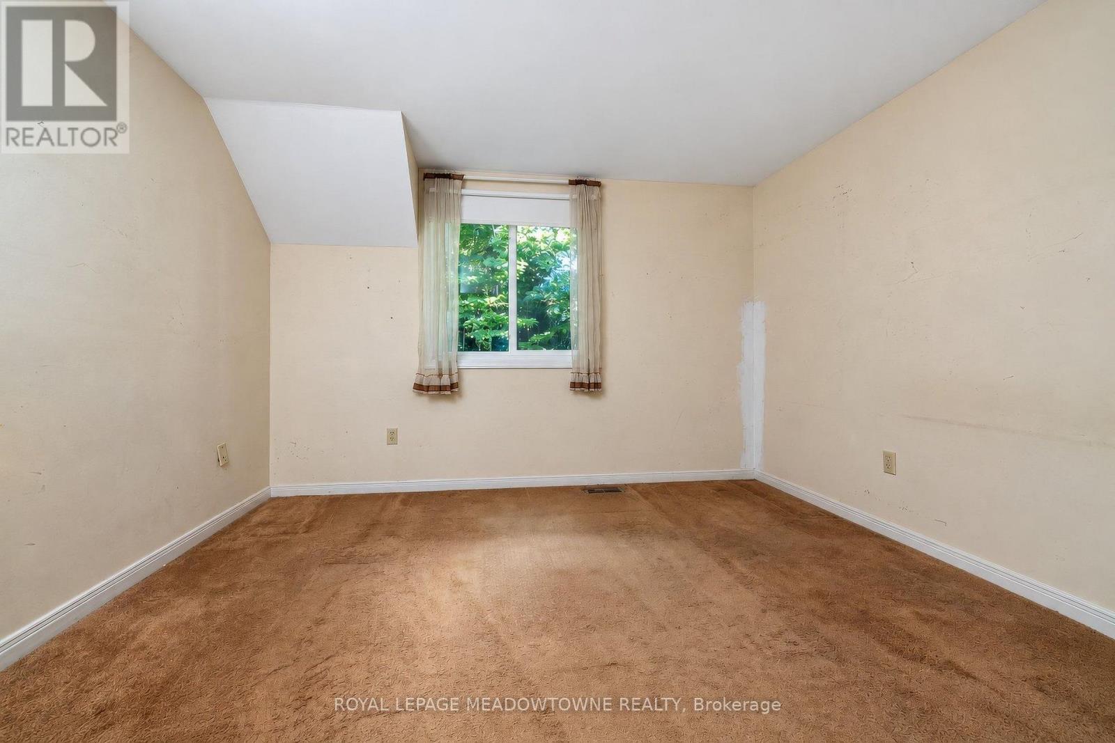 12 MULLEN PLACE - Image 28