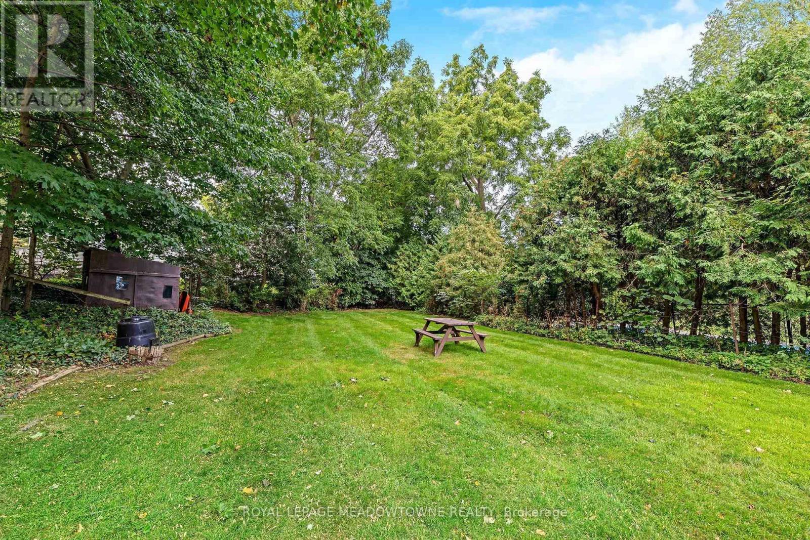 12 MULLEN PLACE - Image 32