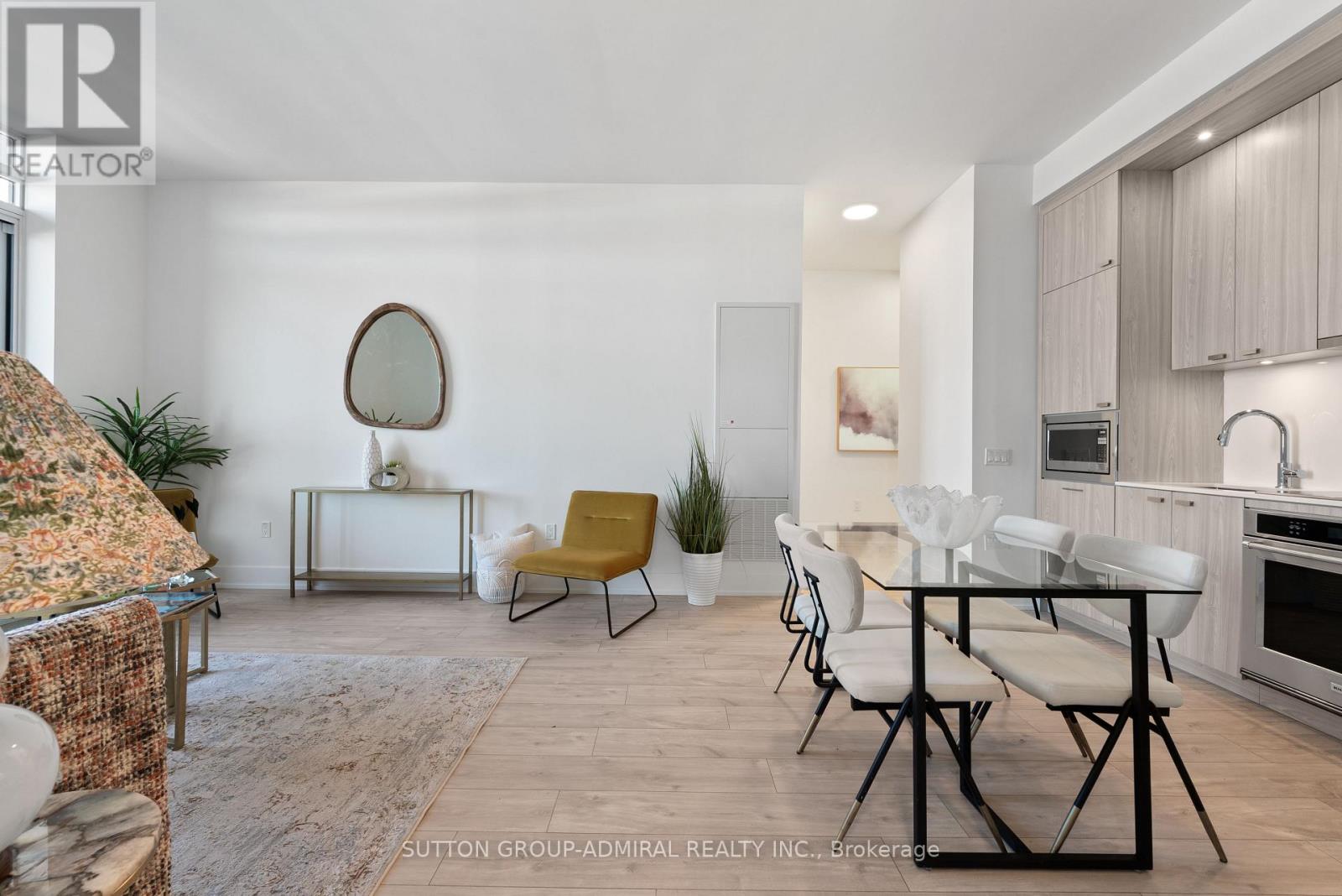 #224 858 DUPONT STREET - 20