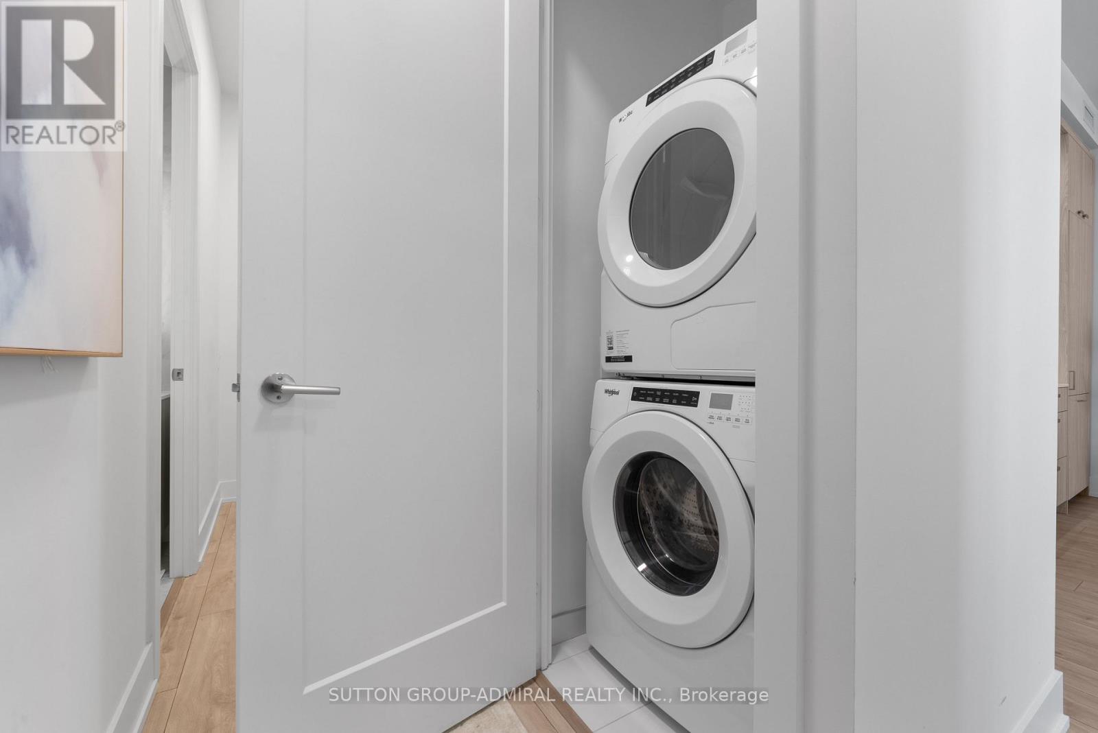 #224 858 DUPONT STREET - Image 30
