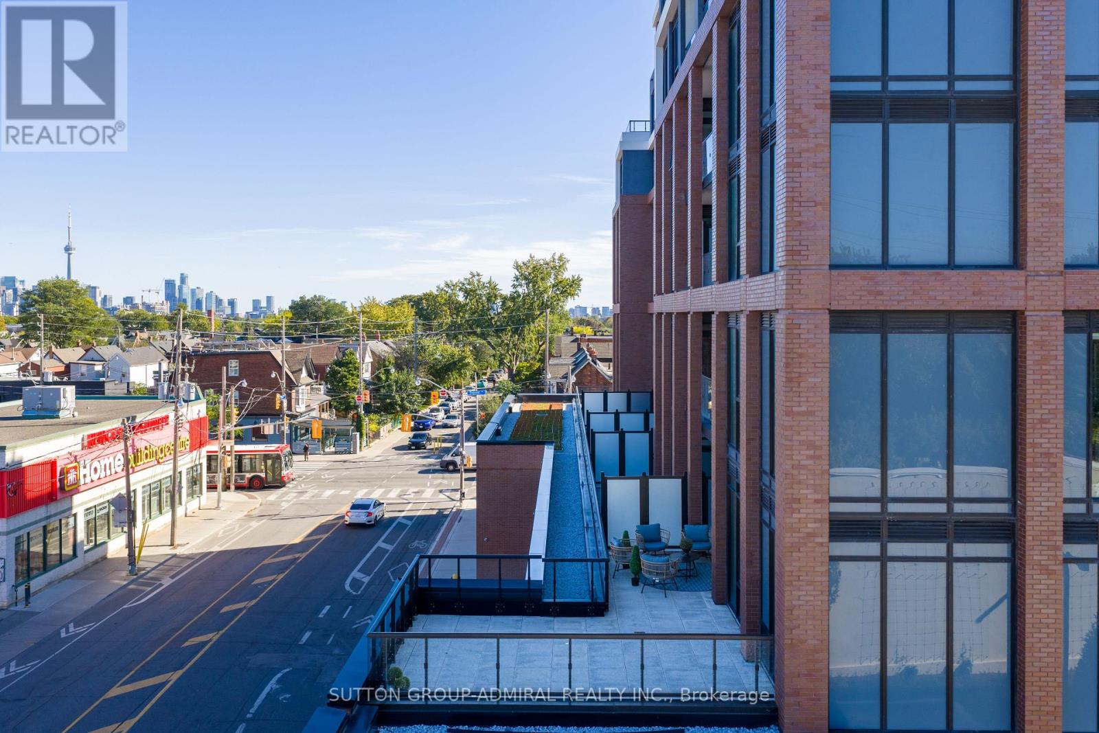 #224 858 DUPONT STREET - 35