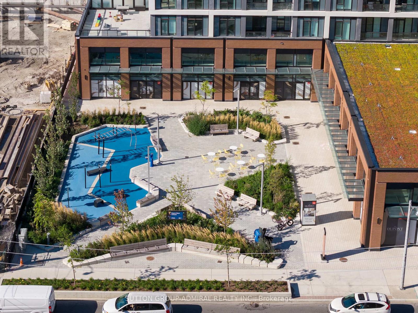 #224 858 DUPONT STREET - 38