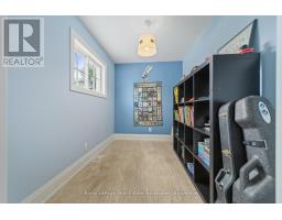 16 Wildwood Road, Halton Hills, ON L7G2W7 Photo 24